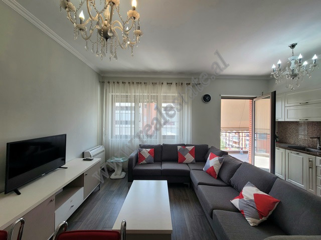 Apartament 3+1 per qira tek Kompleksi Delijorgji ne Tirane